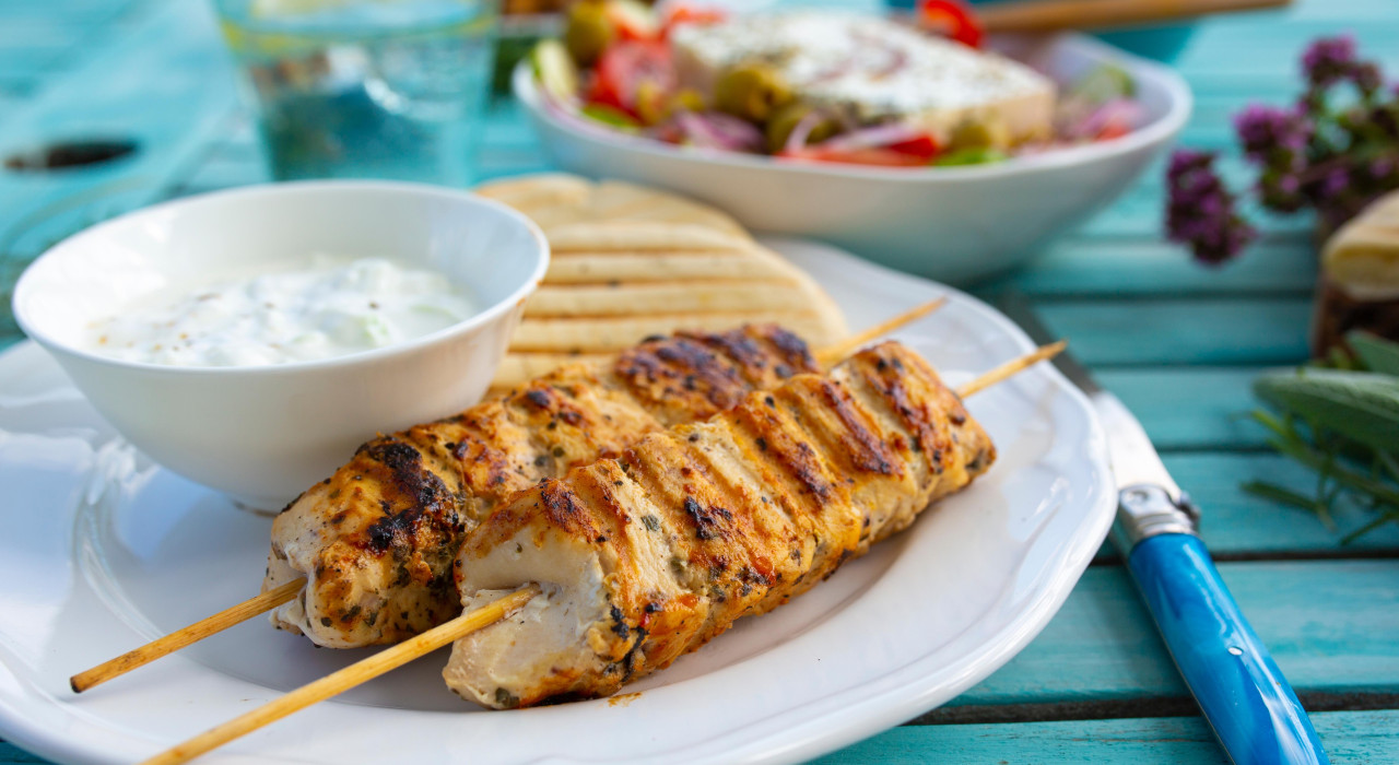 Zarte Hühnerspieße