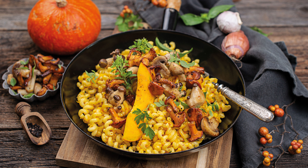Kürbis-Pilz-Nudelpfanne