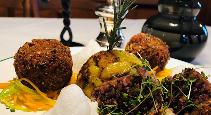 Blunz´n-Knödel auf Kürbisgemüse