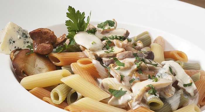 Bunte Penne mit Österkron & Wildpilzen