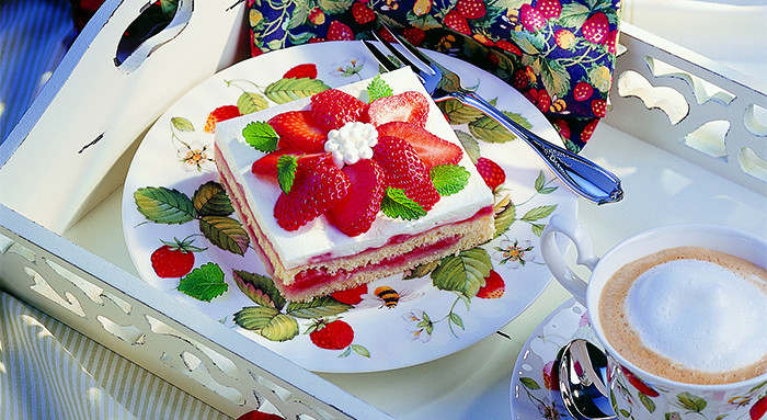 Wiesener Erdbeer-Zitronenschnitten