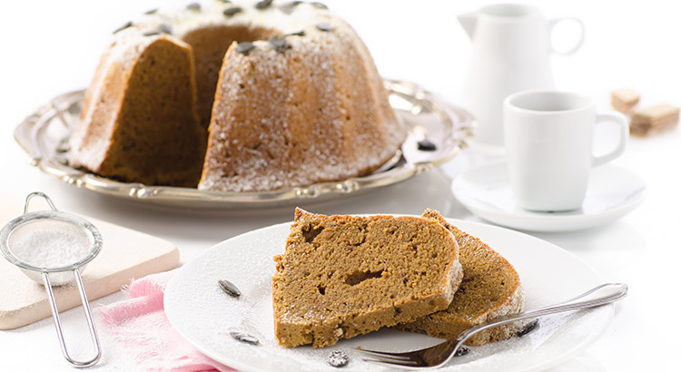 Kürbis-Vollkorn Schnitten-Gugelhupf