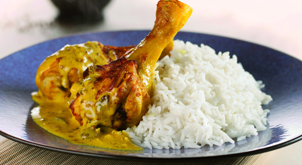 Geschmorte Hühnerkeulen mit Basmati-Reis