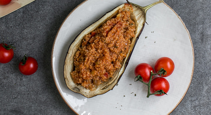 Ofengemüse gefüllt mit Sugo