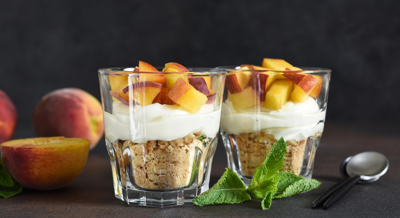 Fruchtiges Schicht Dessert