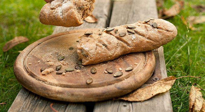 Weizenvollkornbrot mit Chia & Kübiskernen