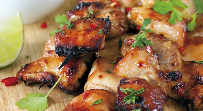 Asiatisch marinierte Hühnerspiesse