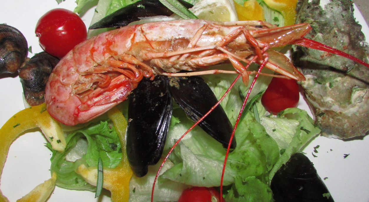 Meeresfrüchtesalat deluxe