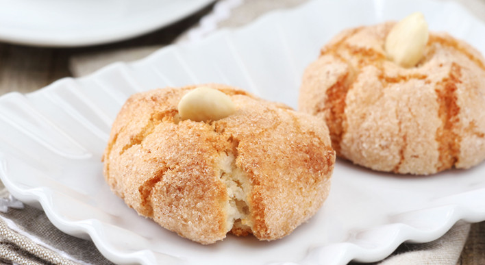 Süße Mandelbusserl