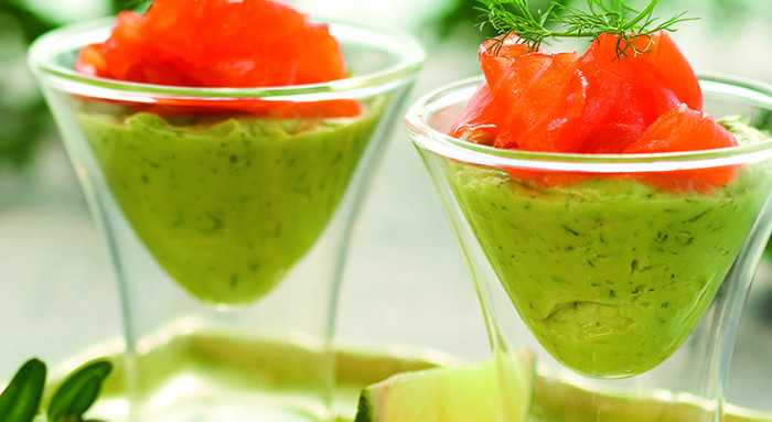 Avocadocreme mit Räucherlachs
