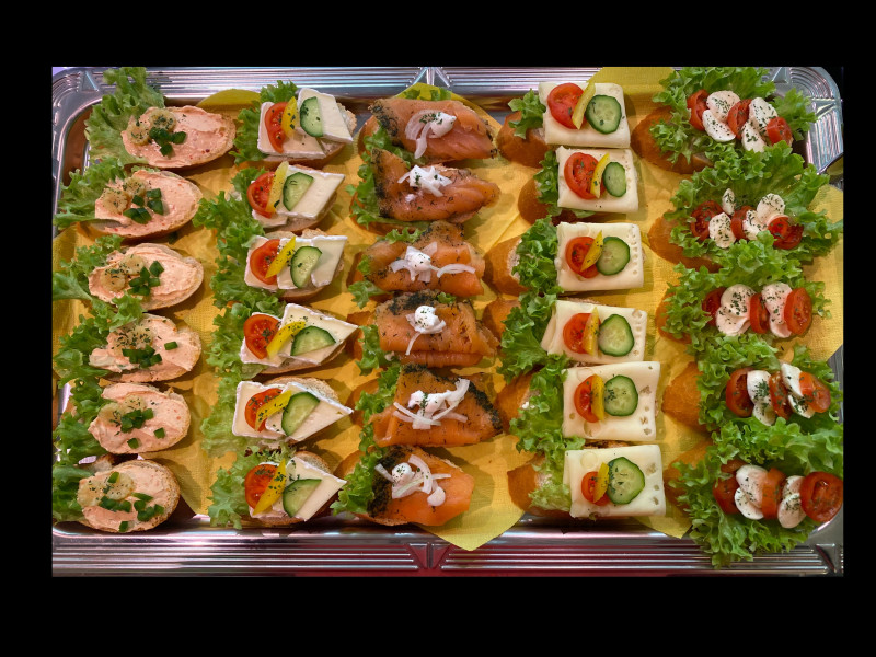 Abbildung: Belegte Baguetteweckerl